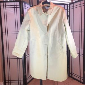 Retro spring time raincoat in chartreuse